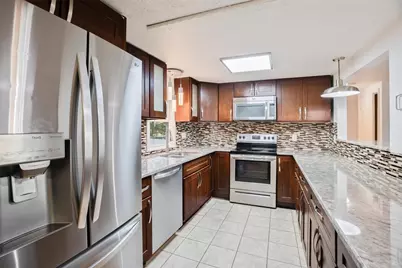 39 Columbia Street, North Attleboro, MA 02760 - Photo 5