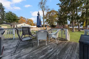 178 Manning St, Warwick, RI 02889 - Photo 47