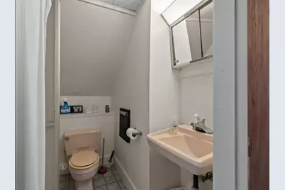 74 Valley Road, Middletown, RI 02842 - Photo 27