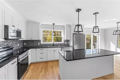 4 Teresa Ann Crossing, West Warwick, RI 02893 - Photo 7