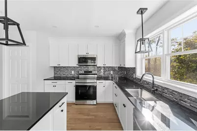 4 Teresa Ann Crossing, West Warwick, RI 02893 - Photo 9