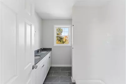 4 Teresa Ann Crossing, West Warwick, RI 02893 - Photo 25