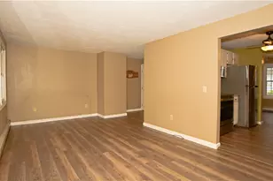 64 Mechanic St, Attleboro, MA 02703 - Photo 17