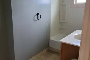 37 Columbia St, South Kingstown, RI 02879 - Photo 17