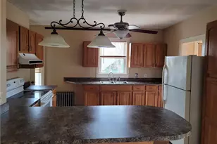 37 Columbia St, South Kingstown, RI 02879 - Photo 5