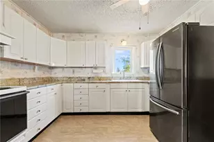 37 George Waterman Rd, Johnston, RI 02919 - Photo 9