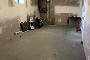 33 Harding Ave, Johnston, RI 02919 - Photo 17