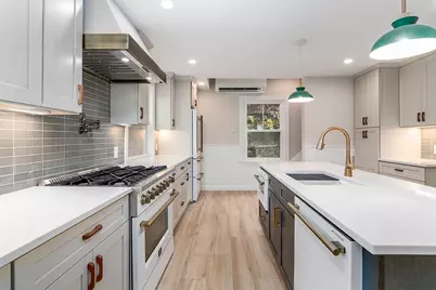 612 Warwick Neck Avenue, Warwick, RI 02889 - Photo 9