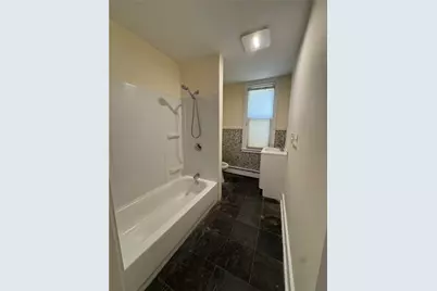 58 Roanoke Street #2, Providence, RI 02908 - Photo 7