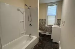 58 Roanoke St, Providence, RI 02908 - Photo 7