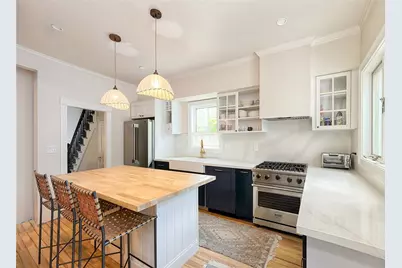 461 Spring Street, Newport, RI 02840 - Photo 5