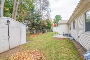 9 Farnum Ave, North Providence, RI 02911 - Photo 23