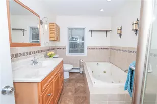 9 Farnum Ave, North Providence, RI 02911 - Photo 13