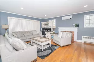 9 Farnum Ave, North Providence, RI 02911 - Photo 5