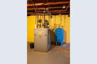 51 E Bel Air Road, Cranston, RI 02920 - Photo 15