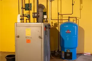 51 E Bel Air Rd, Cranston, RI 02920 - Photo 15