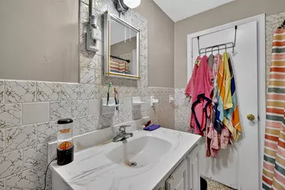 374 Branch Avenue, Providence, RI 02904 - Photo 31