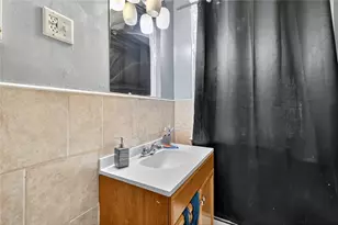 132 Atlantic Ave, Providence, RI 02907 - Photo 33