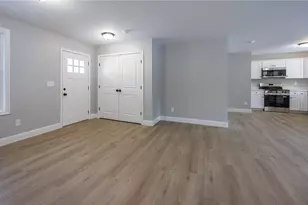 16 Pine Way Blvd, Coventry, RI 02816 - Photo 9