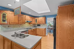 68 Riverscape Ln, Tiverton, RI 02878 - Photo 13