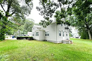 206 Reynolds Ave, Warwick, RI 02889 - Photo 15