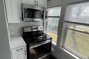 206 Reynolds Ave, Warwick, RI 02889 - Photo 27