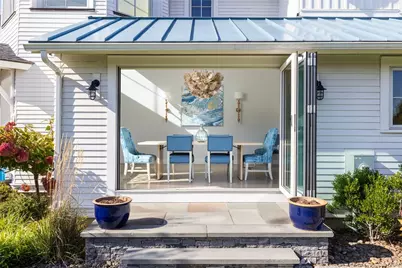 46 Carnegie Heights Drive, Portsmouth, RI 02871 - Photo 5