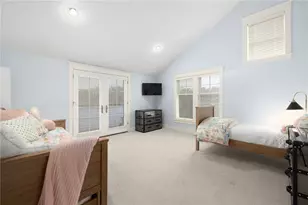 46 Carnegie Heights Dr, Portsmouth, RI 02871 - Photo 27