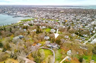 46 Chastellux Ave, Newport, RI 02840 - Photo 31