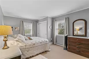 46 Chastellux Ave, Newport, RI 02840 - Photo 19