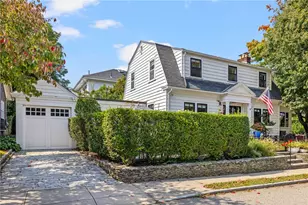 41 Hunter Ave, Newport, RI 02840 - Photo 3