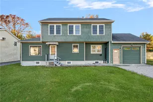 130 Pequot Dr, Charlestown, RI 02813 - Photo 5