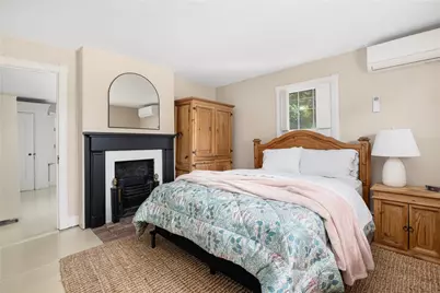 24 Barney Street, Newport, RI 02840 - Photo 33