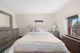 24 Barney St, Newport, RI 02840 - Photo 35