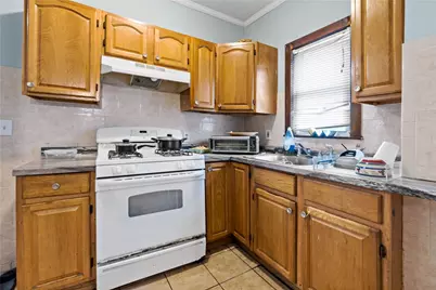 234 Central Street, Central Falls, RI 02863 - Photo 29