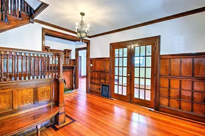 20 Taber Avenue, Providence, RI 02906 - Photo 9