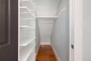 76 Pitman St, Providence, RI 02906 - Photo 17