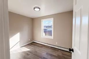 56 Hyacinth St, Providence, RI 02904 - Photo 7