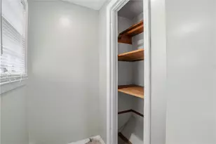 83 Greeley St, Pawtucket, RI 02861 - Photo 31