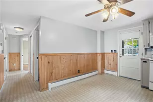 83 Greeley St, Pawtucket, RI 02861 - Photo 13