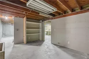 83 Greeley St, Pawtucket, RI 02861 - Photo 43