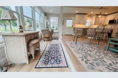 115 Wellington Avenue #1, Newport, RI 02840 - Photo 9