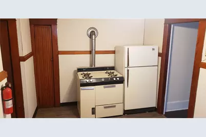 36 Roberts Street #1L, Woonsocket, RI 02895 - Photo 3