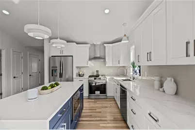 700 Sandy Lane #18, Warwick, RI 02889 - Photo 3