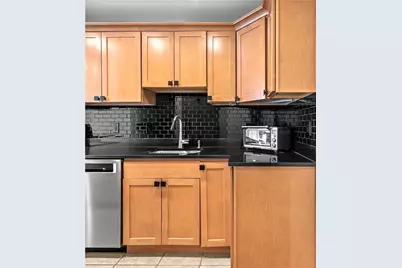 189 Laurel Avenue #189, Providence, RI 02906 - Photo 15