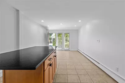 189 Laurel Avenue #189, Providence, RI 02906 - Photo 19