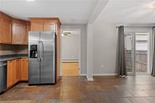 21 Donnelly St, East Providence, RI 02914 - Photo 9