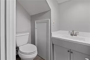 21 Donnelly St, East Providence, RI 02914 - Photo 31