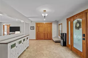 151 Old Jenckes Hill Rd, Lincoln, RI 02865 - Photo 5