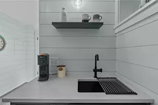 39 Connection St, Newport, RI 02840 - Photo 23